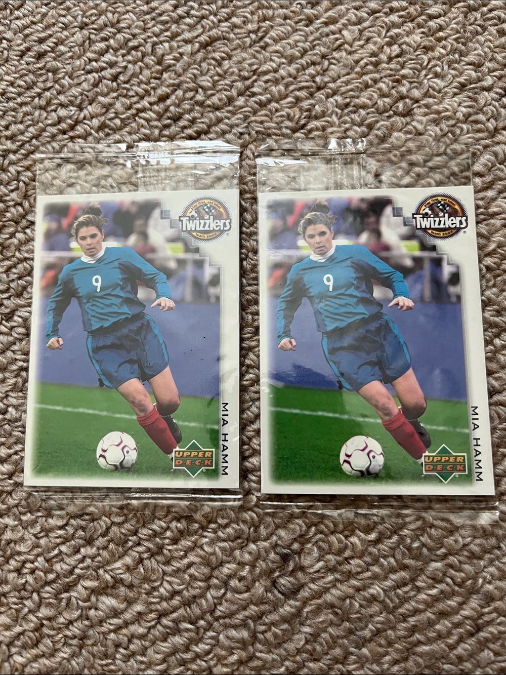Mia Hamm Soccer Trading Card - Blue Jersey- Upper Deck 2002